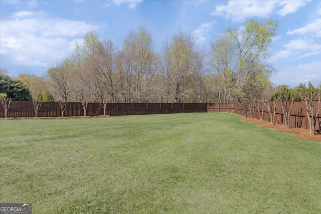 1025 Chattahoochee Drive, Bonaire, GA 31005