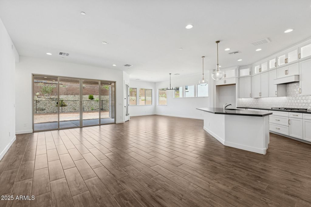 32456 N 134TH Lane, Peoria, AZ 85383 — photo 2
