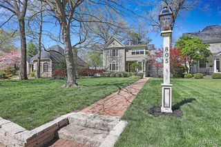 805 Saint Louis Street, Edwardsville, IL 62025