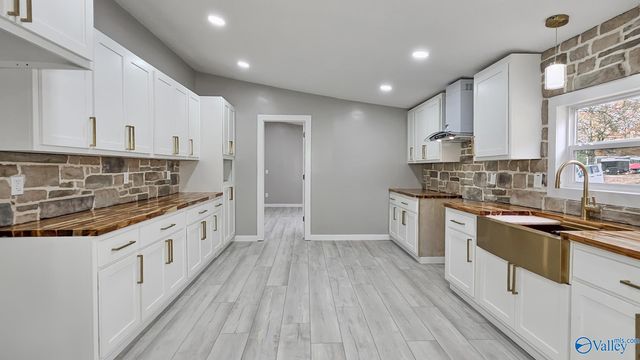 22774 Pine Road, Athens, AL 35613