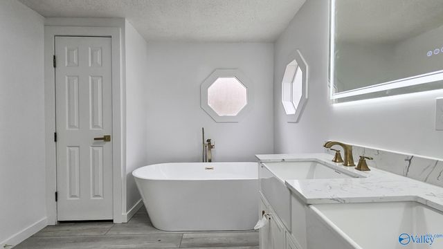 22774 Pine Road, Athens, AL 35613