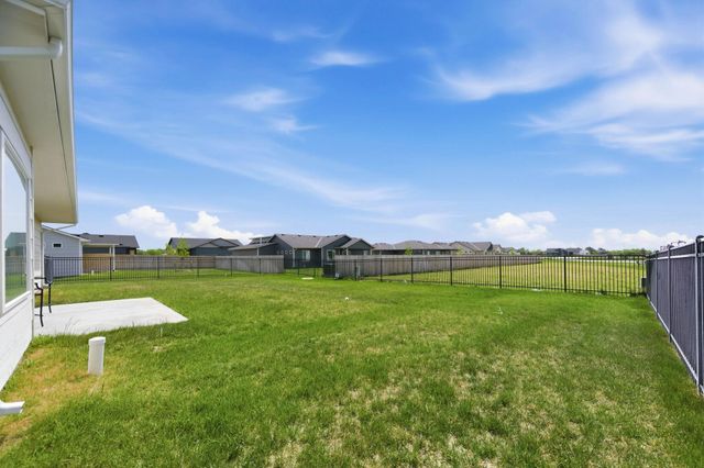 1017 Long Path St, Goddard, KS 67052
