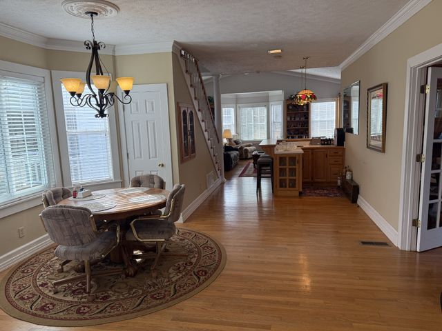 645 Barham Ln, Bolivar, TN 38008