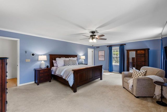 9940 Lamplighter LANE, Mequon, WI 53092
