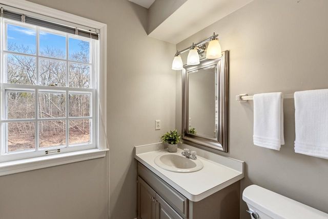 9940 Lamplighter LANE, Mequon, WI 53092
