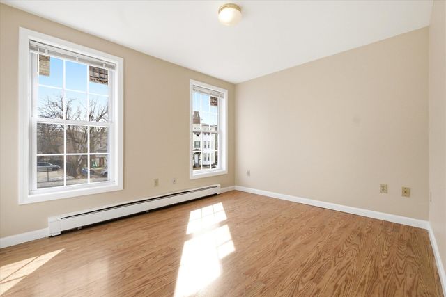 180 Spruce Street A, Manchester, NH 03103