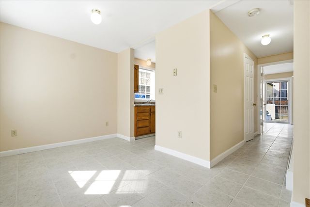 180 Spruce Street A, Manchester, NH 03103