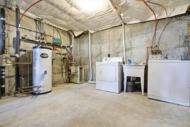 180 Spruce Street A, Manchester, NH 03103