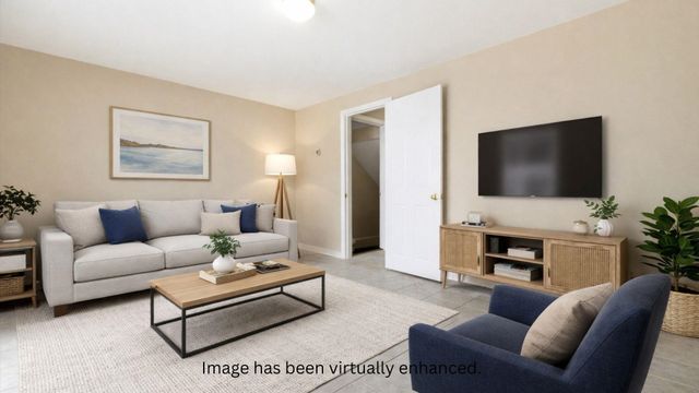 180 Spruce Street A, Manchester, NH 03103