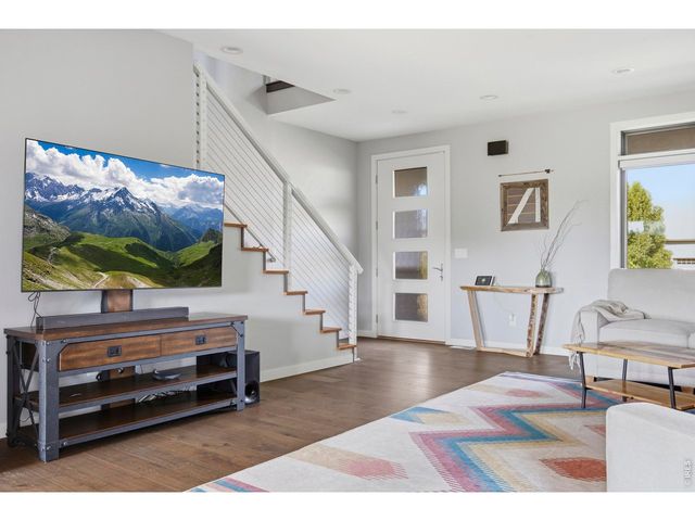 938 Signal Ct, Timnath, CO 80547