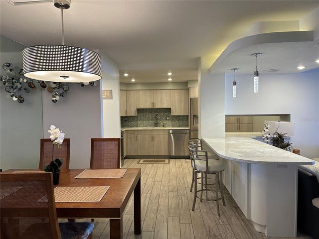 1 KEY CAPRI 303W, Treasure Island, FL 33706