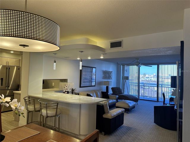 1 KEY CAPRI 303W, Treasure Island, FL 33706