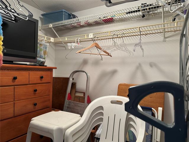 1 KEY CAPRI 303W, Treasure Island, FL 33706