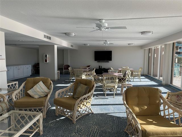 1 KEY CAPRI 303W, Treasure Island, FL 33706