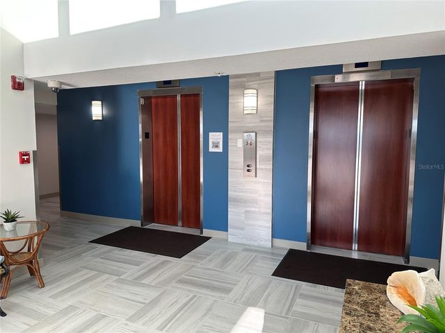 1 KEY CAPRI 303W, Treasure Island, FL 33706