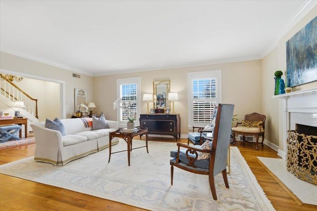 176 BELHAVEN ST, Memphis, TN 38117