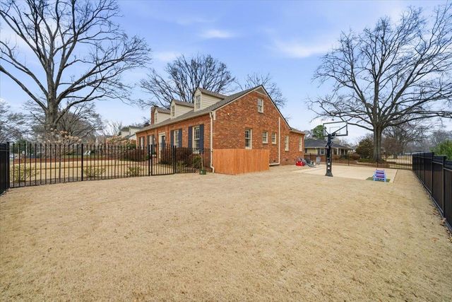 176 BELHAVEN ST, Memphis, TN 38117