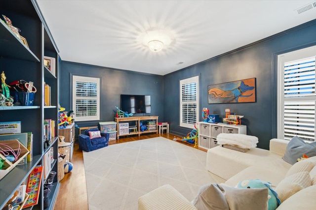 176 BELHAVEN ST, Memphis, TN 38117