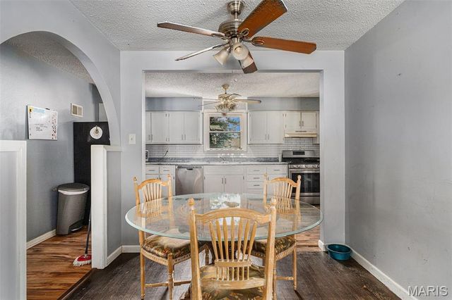 530 Leonard Avenue, Valley Park, MO 63088