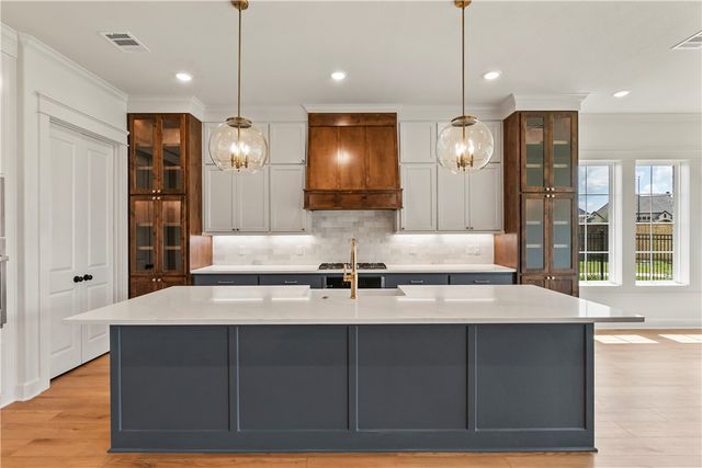 4736 Legendary Drive, College Station, TX 77845