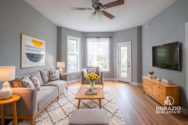 6111 S Eberhart Avenue, Chicago, IL 60637