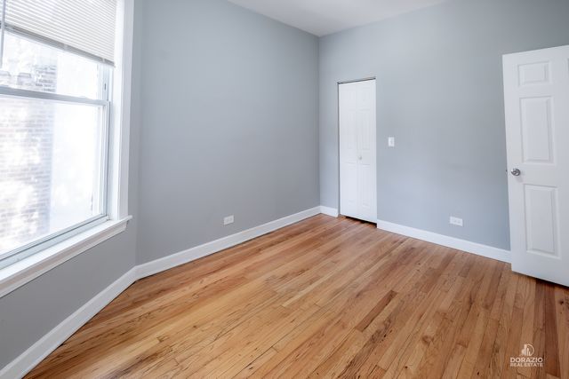 6111 S Eberhart Avenue, Chicago, IL 60637