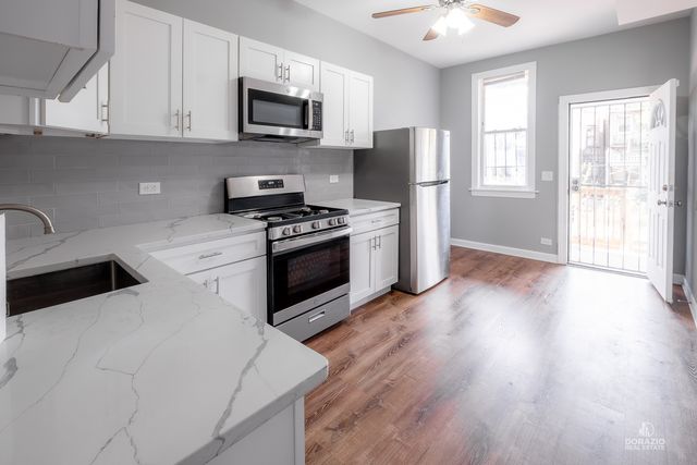 6111 S Eberhart Avenue, Chicago, IL 60637