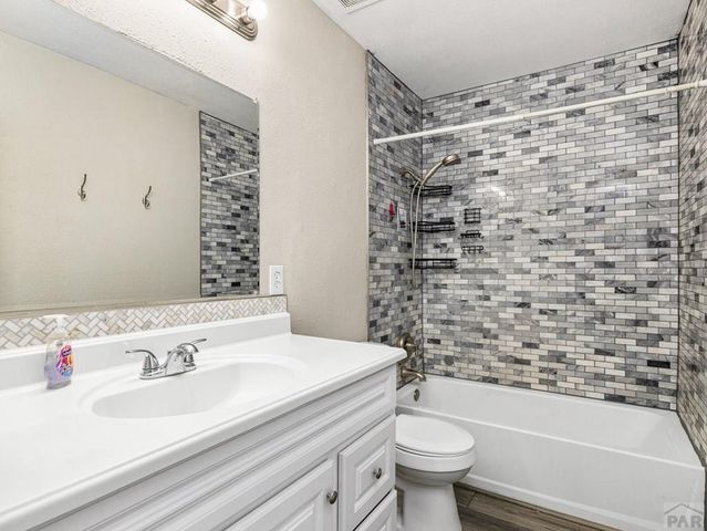 3600 Azalea St, Pueblo, CO 81005