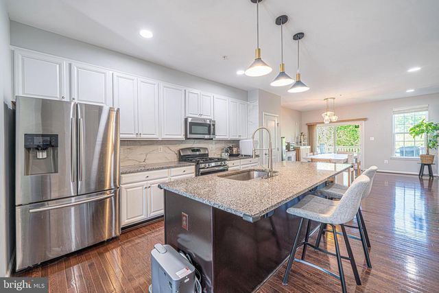 143 BRIARWOOD LN, Colmar, PA 18915