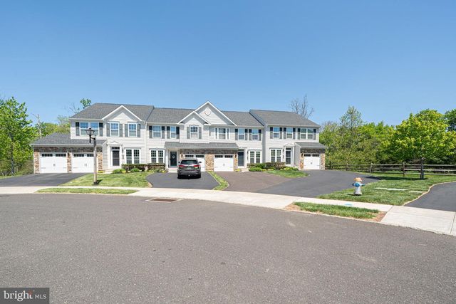 143 BRIARWOOD LN, Colmar, PA 18915