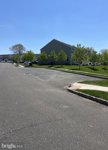 143 BRIARWOOD LN, Colmar, PA 18915