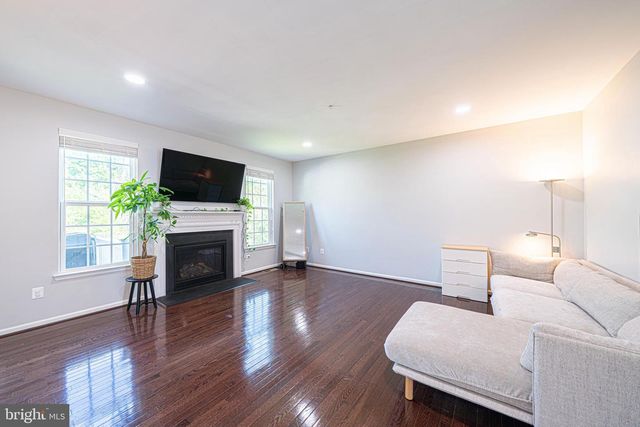 143 BRIARWOOD LN, Colmar, PA 18915