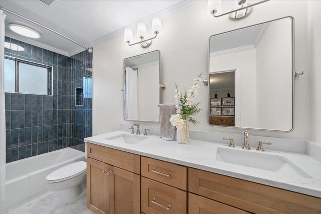 1863 BROOKSEDGE DR, Germantown, TN 38138