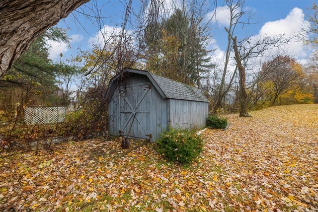 7451 WHITE BIRCH Lane, Erie, PA 16509