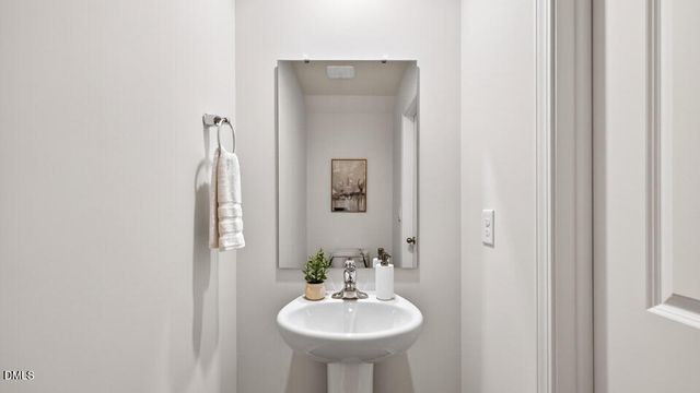 45 Rusling Leaf Drive, Fuquay Varina, NC 27526