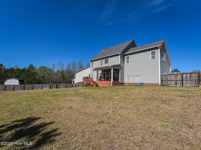 195 Dairy Court, Raeford, NC 28376