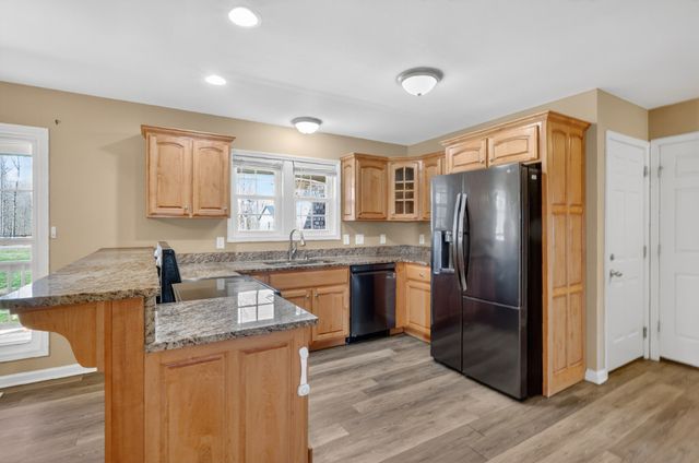 667 Northup Rd, Portland, TN 37148