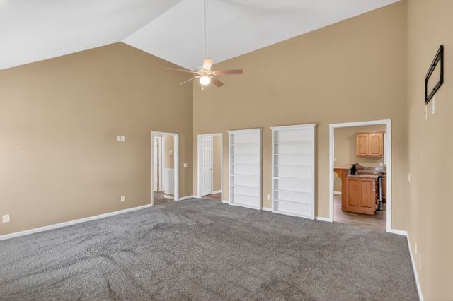 667 Northup Rd, Portland, TN 37148