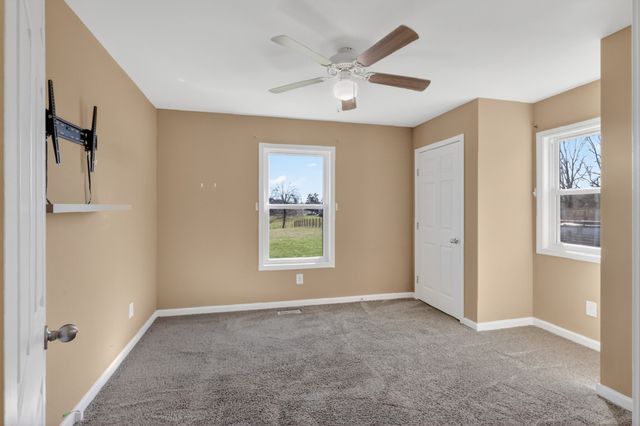 667 Northup Rd, Portland, TN 37148