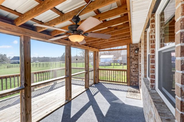 667 Northup Rd, Portland, TN 37148
