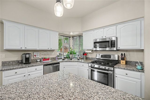 4904 Sunbrite Avenue, Las Vegas, NV 89130
