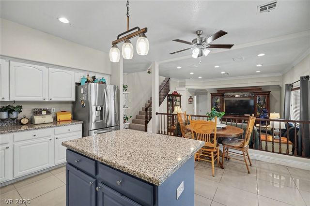 4904 Sunbrite Avenue, Las Vegas, NV 89130
