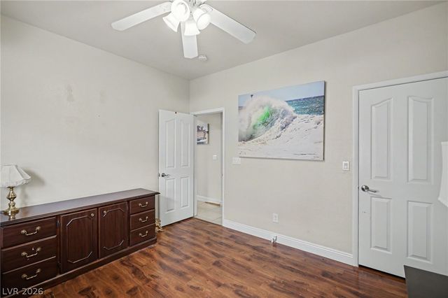 4904 Sunbrite Avenue, Las Vegas, NV 89130