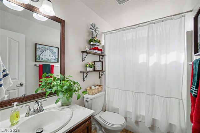 4904 Sunbrite Avenue, Las Vegas, NV 89130