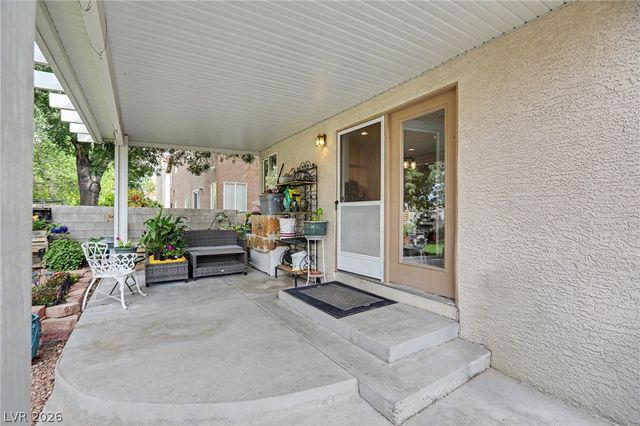 4904 Sunbrite Avenue, Las Vegas, NV 89130