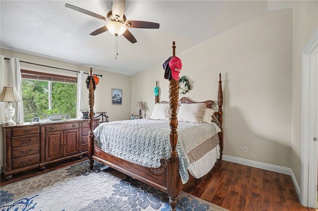 4904 Sunbrite Avenue, Las Vegas, NV 89130