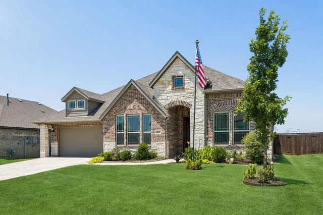 1005 Longbow Lane, Crowley, TX 76036