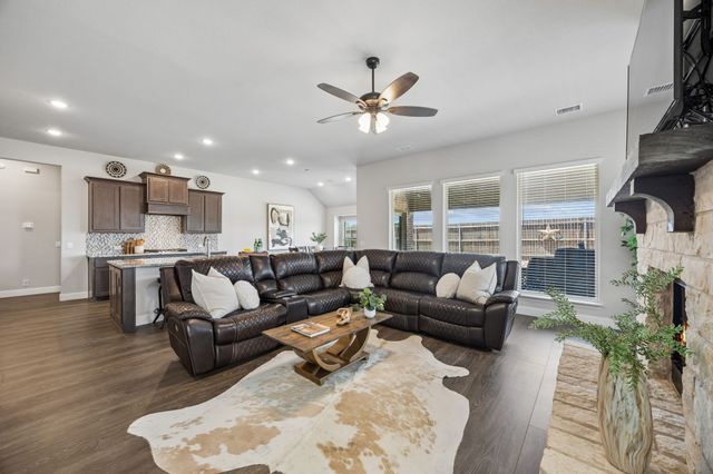 1005 Longbow Lane, Crowley, TX 76036