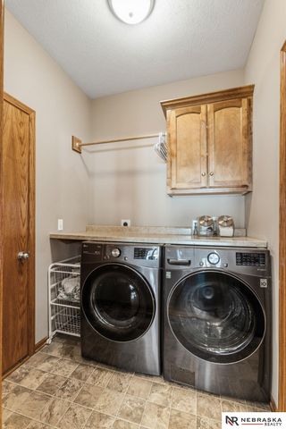8108 S 155th Avenue, Omaha, NE 68138