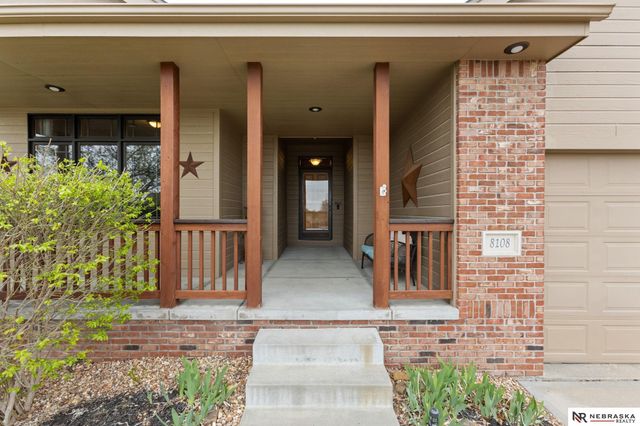 8108 S 155th Avenue, Omaha, NE 68138